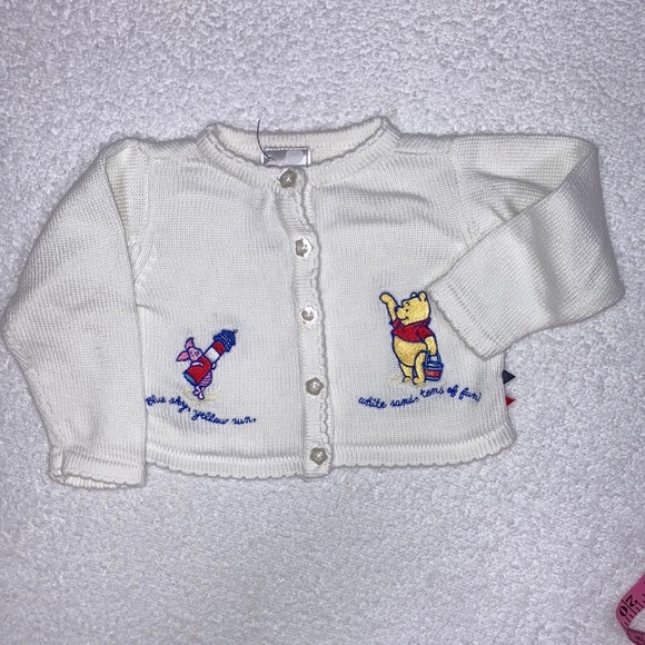 Disney Other - Disney store Winnie the Pooh piglet beach nautical white knit cardigan sweater